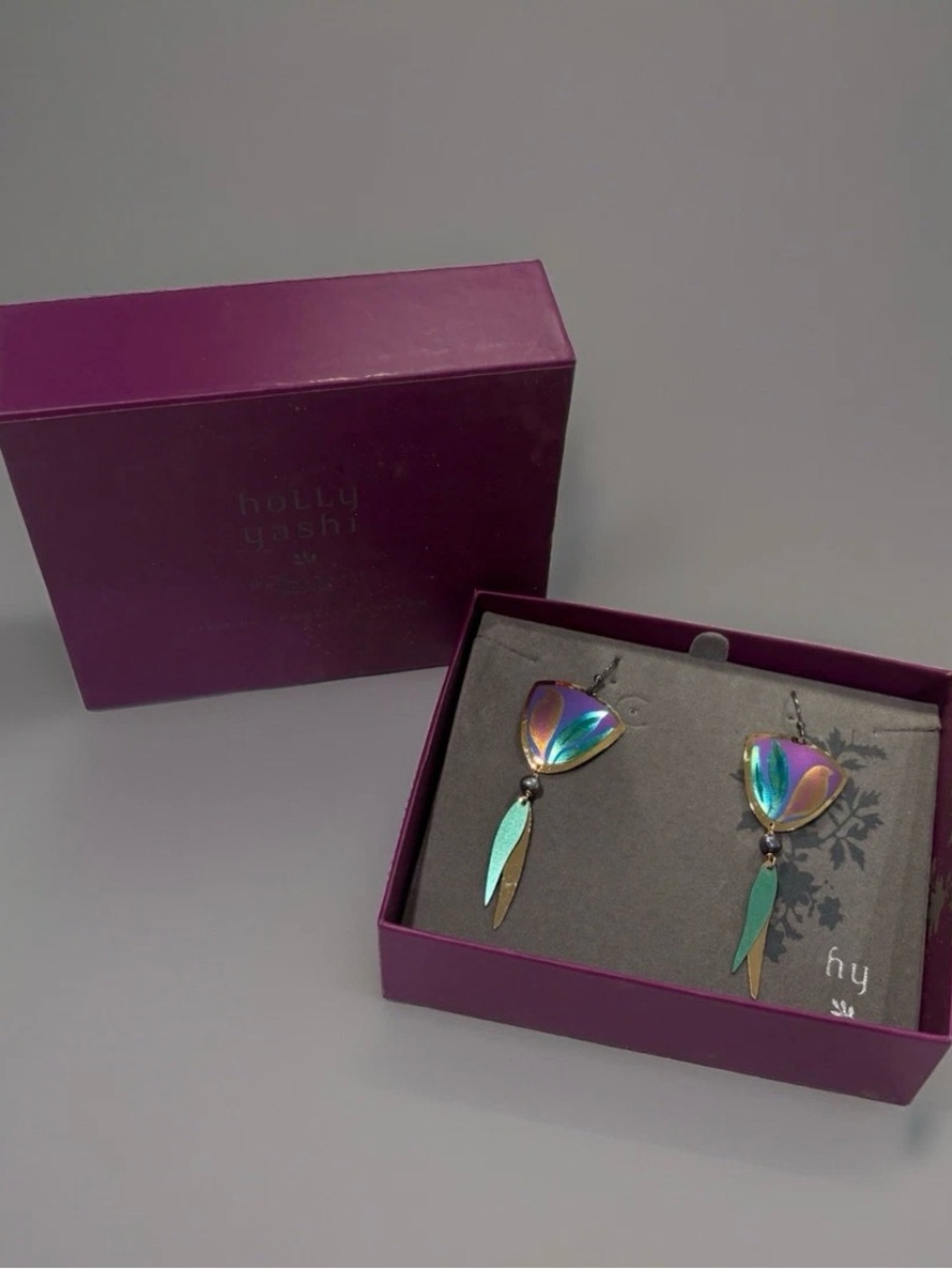 Holly Yashi Niobium Art Unique Iridescent Earrings Dangle Feathers Signed In Box